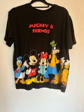 DISNEY MICKEY AND FRIENDS COTTON BLEND BLACK WITH COLORFUL GRAPHIC WOMEN’S T